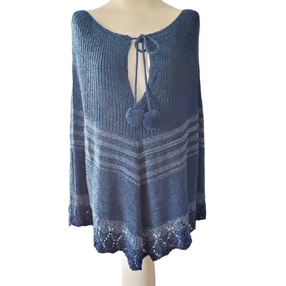 Vertigo Paris Blue Boho Hippie Festival Poncho Size Large NWT